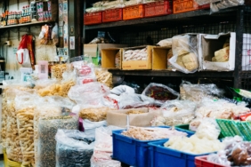 pexels-markus-winkler-12255152