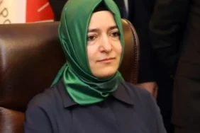 Milyarlık fon skandalına adı karışan Fatma Betül Sayan Kaya AKP kayıtlarından siliniyor