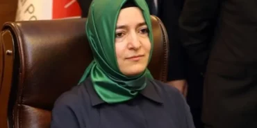 Milyarlık fon skandalına adı karışan Fatma Betül Sayan Kaya AKP kayıtlarından siliniyor
