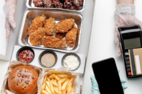 Uber kurumsal yemek pazarı ezCater'ı 2,3 milyar dolarlık nakit anlaşmayla satın alıyor