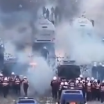 Arnavutluk'ta Rama hükümetine karşı öğrenci protestoları sürerken başbakan diyalog çağrısı yaptı